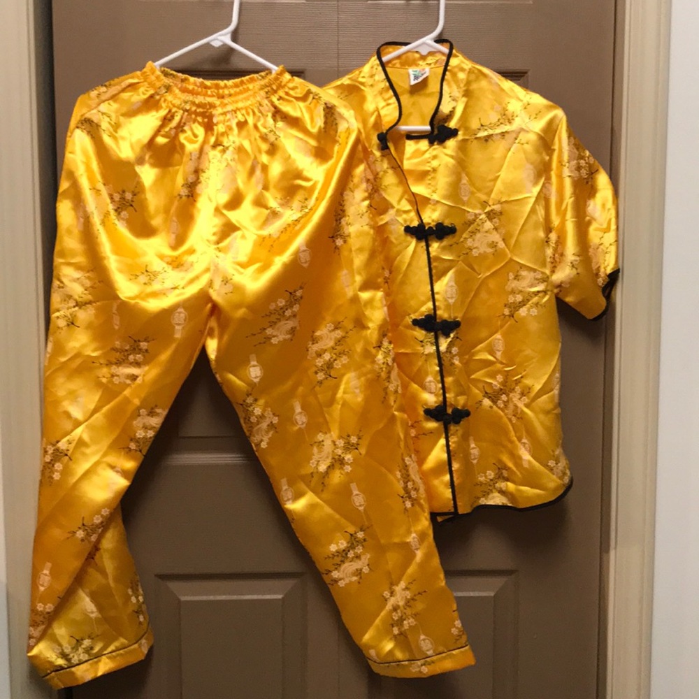 Asian Thailand pants and shirt set